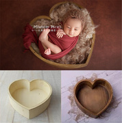 新生儿童摄影道具简约风木制心形盒新生儿宝宝造型简单道具心形筐