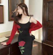 mimodk港风复古玫瑰刺绣，黑色显瘦针织吊带，打底连衣裙+开衫套装