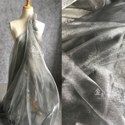 高档面料纯净银色演绎朦胧网纱设计师蕾丝礼服，连衣裙设计面料