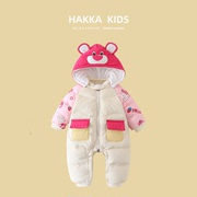 日本hakkachild童装宝宝，冬季草莓熊羽绒服加厚保暖婴儿外出连体衣