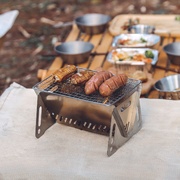 户外烧烤炉不锈钢双层柴火炉折叠野营烧烤架，迷你木炭炉bbq野餐炉