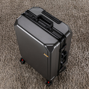 结实耐用行李箱男女大容量旅行箱，登机密码拉杆箱静音万向轮皮箱子