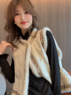 大牌外贸撤回今年流行新中式轻国风，女装棉服旗袍马甲两件套装