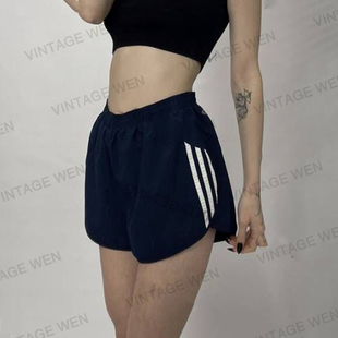 vintagewen美式复古辣妹，短款高腰藏青色运动短裤，百搭热裤个性