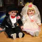 正版红色毛衣黑白婚纱婚庆情侣，男女压床娃娃，玩偶公仔一对结婚
