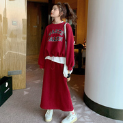 高级感炸街红色运动卫衣套装女春秋2023年休闲半身长裙两件套