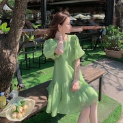 茶歇法式绿色泡泡袖连衣裙女夏2024桔梗甜美超仙森系仙女裙