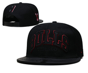 经典全黑色棒球帽平沿帽欧美青年嘻哈街舞硬顶帽反戴英文字母板帽