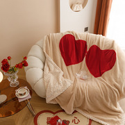 红色爱心抱枕毯子羊毛绒双层豆豆绒盖毯双人午睡毛毯可折叠抱枕被