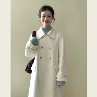 韩系秋冬装赫本风高级感小个子呢子大衣白色，显瘦中长款毛呢外套女