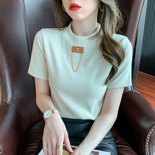 女装衣依阿玛施2024夏季时尚圆领设计感韩版洋气链条短袖T恤