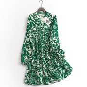 C332绿色印花遮肉显瘦褶皱V领衬衫裙秋季2023长袖女裙连衣裙