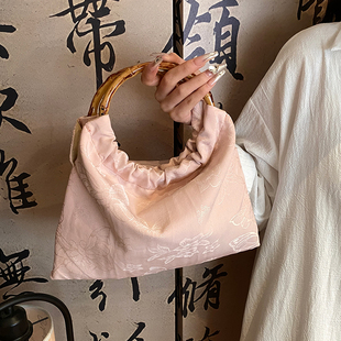 新中式丝绸手拎包包女2024旗袍汉服手提包国风刺绣外出小拎包