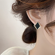 精致黑色菱形耳钉女2023年冷淡风耳环小众设计高级感纯银耳饰