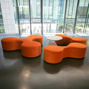 时尚个性沙发创意弧形皮艺脚踏简约小户型客厅组合现代办公室家具