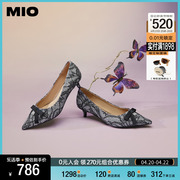 mio米奥2024年春季显瘦尖头中跟浅口单鞋，蝴蝶结细跟猫跟鞋女鞋