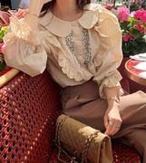 ！韩国东大门蕾丝镂空刺绣娃娃领秋衬衫