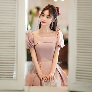粉色晚礼服短款韩版伴娘服平时可穿小个子日常生日，晚装连衣裙女夏