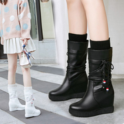 秋冬季内增高靴子女靴，高跟坡跟中筒靴，马丁靴厚底韩版白色
