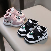 冬季熊猫宝宝棉鞋男童鞋子软底婴儿学步鞋女童运动板鞋1-3岁0加绒