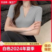 螺纹莫代尔白色深v领短袖t恤女2024年夏季设计感修身体恤上衣薄款