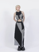 DOSE7OUL设计感显瘦修身型长裙黑白撞色拼接开叉a字条纹半身裙