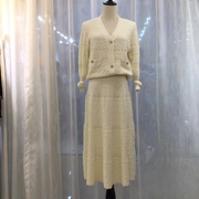 秋冬套装裙时尚显瘦v领羊毛面料美通勤泡泡套装舒适