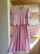 棉布大蕾丝翻领 两件式连身长裙 超级温柔的粉色系