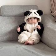 熊猫装婴儿爬爬服秋冬2024男女宝宝连体衣婴幼儿加厚保暖哈衣