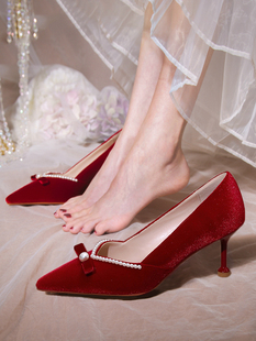 婚鞋女2024年夏季法式新娘鞋结婚绒面红色高跟鞋秀禾婚纱两穿