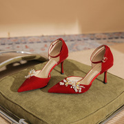 婚宴搭扣红色高跟鞋女细跟2023年春季秀禾服婚鞋尖头浅口单鞋