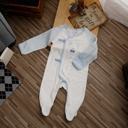宝宝无骨缝纫棉连体，哈衣连脚套爬服服装厂，婴儿装01岁男女