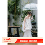 新中式晨袍女新娘订婚礼服轻奢小众一字肩抹胸长款白色户外拍照