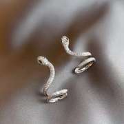 耳挂式银蛇形耳环女设计感耳钉2022耳骨夹个性简约耳饰一体式