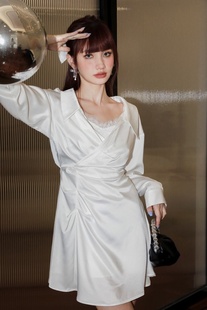 dianavevina授权女衬衫，连衣裙蕾丝醋酸白色，不对称时尚设计师