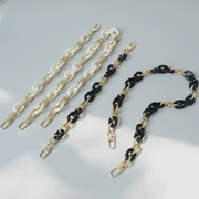欧美时尚 黑白手机链金属混拼树脂链条 亚克力链条单肩斜跨链包链