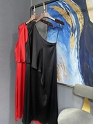 e黑红两色，砍袖斜单肩飘宽带，直筒连衣裙eaibdrs019