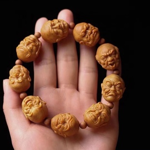 印度老山檀香十八罗汉雕刻手串文玩，橄榄核男士苏工老油核精雕手链