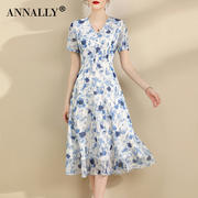 Annally2023夏季女装中长款大摆优雅气质修身蓝色雪纺连衣裙