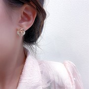 时尚镂空花朵珍珠锆石耳钉，玫瑰花贝壳小众，设计耳环气质耳