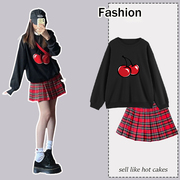 美式甜辣妹学院风套装，秋冬黑色卫衣长袖，衬衫格子百褶裙三件套