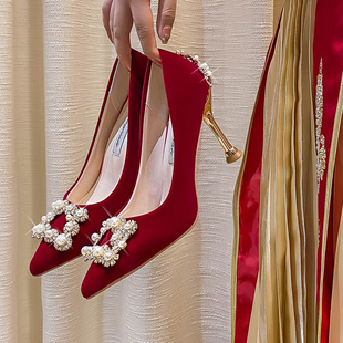 酒红色婚鞋女秀禾服婚纱两穿2023年结婚新娘鞋子高跟鞋不累脚