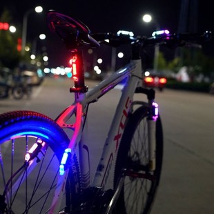 自行车尾灯USB充电LED骑行配件夜骑公路山地单车装备创意警示尾灯