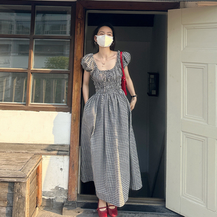 金苏一格子收腰连衣裙，女2024夏季韩版小众肌理感气质长裙chic裙子