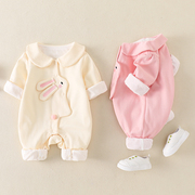 女宝宝衣服秋装3个月6新生婴儿连体衣春秋款外出抱衣白兔秋季超萌