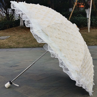蕾丝绣花玫瑰花米白色，黑胶防紫外线防晒二折伞太阳伞公主晴雨伞