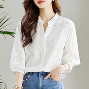 v领绣花镂空白衬衫，女七分袖2023夏季纯棉，气质轻熟上衣衬衣