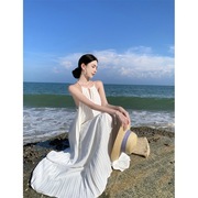 海边拍照连衣裙超仙白色雪纺吊带海岛度假沙滩裙女飘逸网红海滩裙