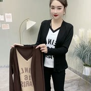 图图大码服装店2024春季女时尚气质V领长袖假两件T恤开衫显瘦上衣