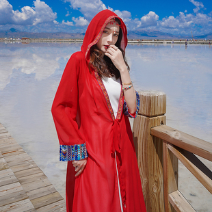 云南大理出游防晒裙子女夏民族风西藏沙漠红色刺绣开衫雪纺连衣裙